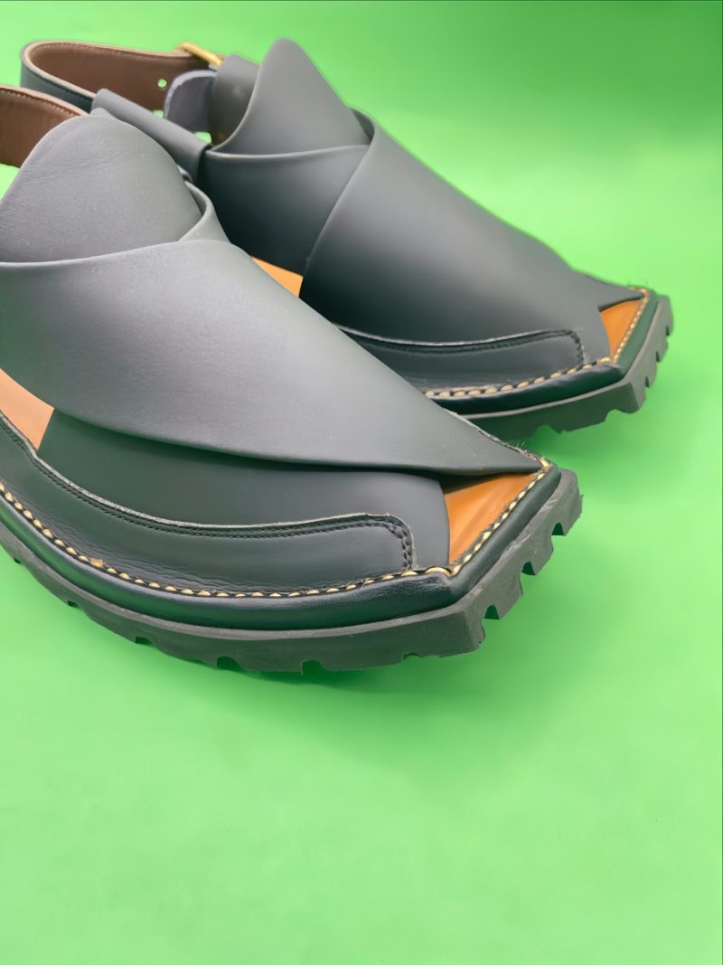 Peshawari Mate Black Chappal - Image 4