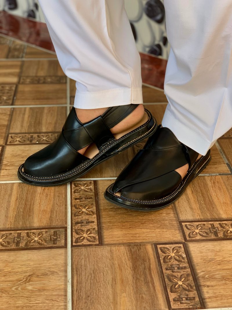 Musakan Peshawari Chappal (Black) - Image 4